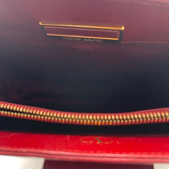 ❤️Valentino Garavani Red Leather Crossbody - Picture 7 of 9